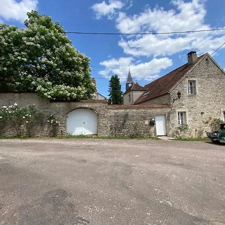 Domaine Les Hauts Pres Villaines-les-Prevotes Exterior photo