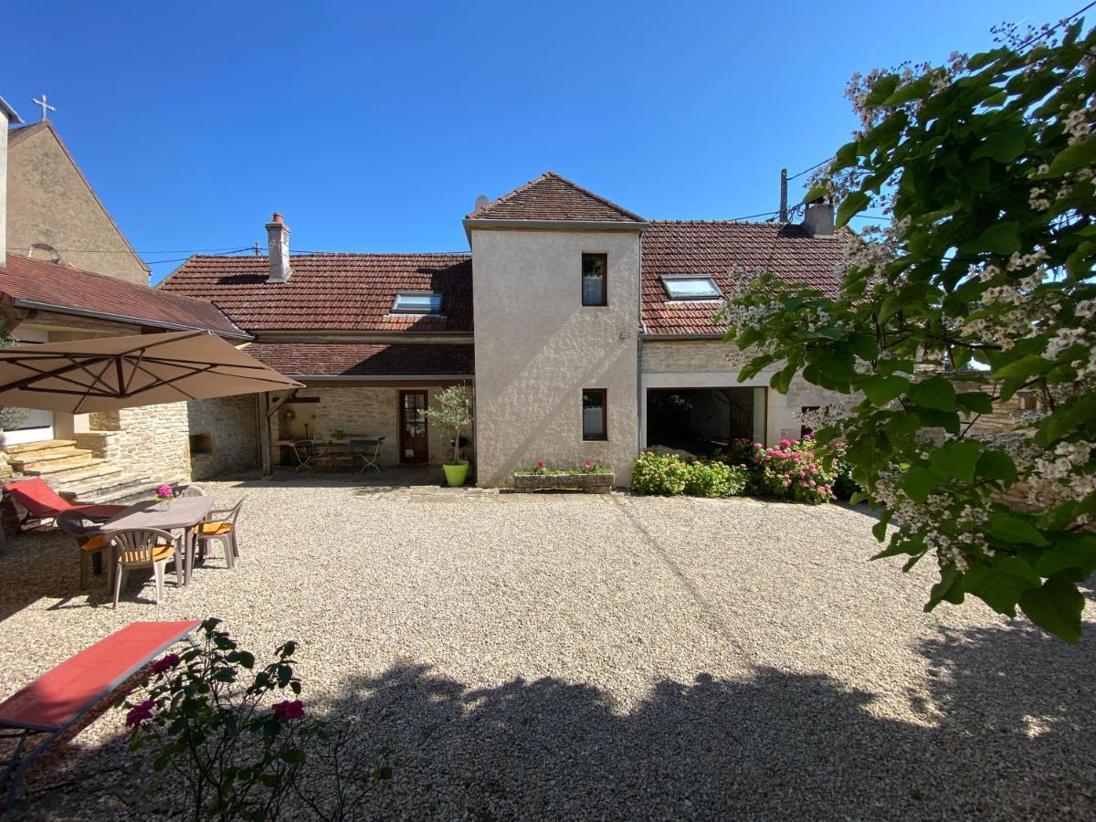 Holiday home Domaine Les Hauts Pres Villaines-les-Prevotes