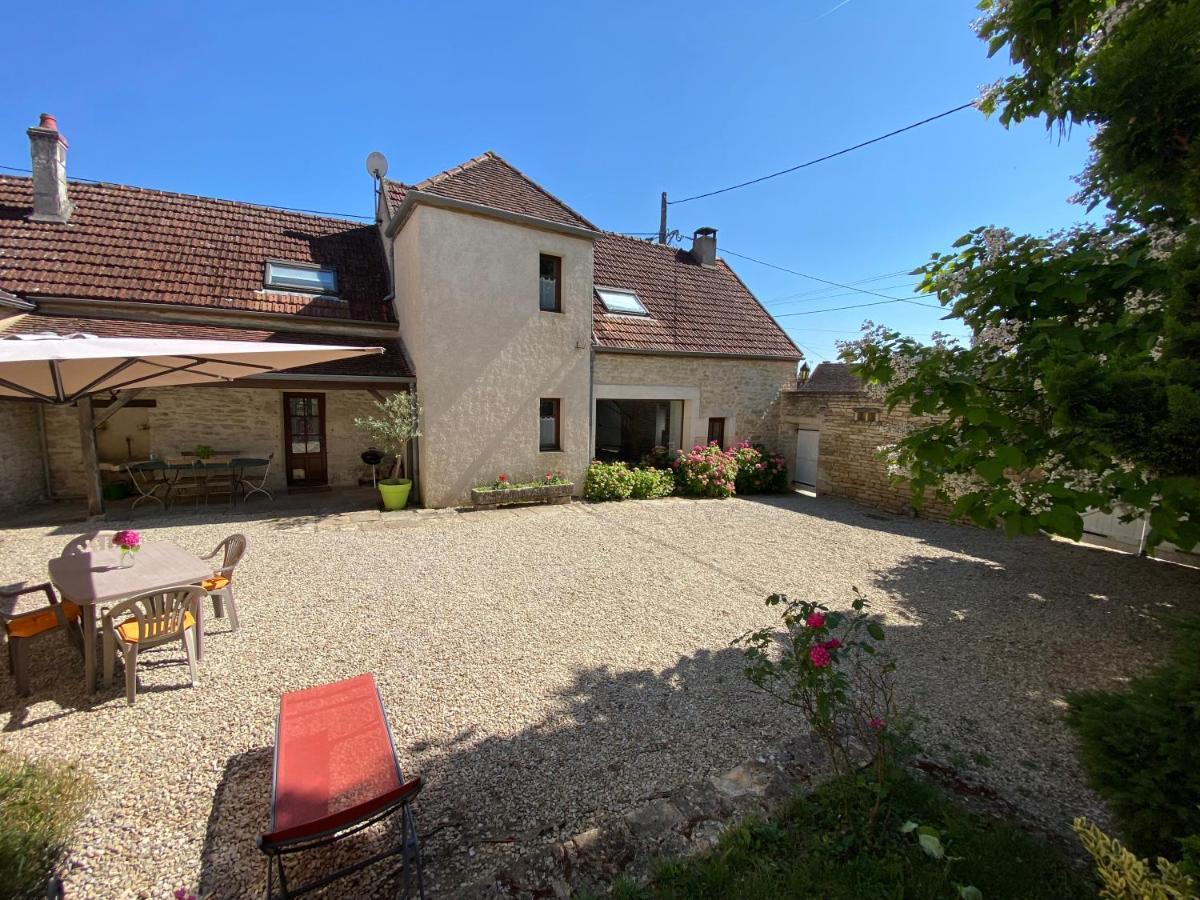 Holiday home Domaine Les Hauts Pres Villaines-les-Prevotes