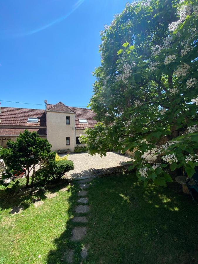 Domaine Les Hauts Pres *