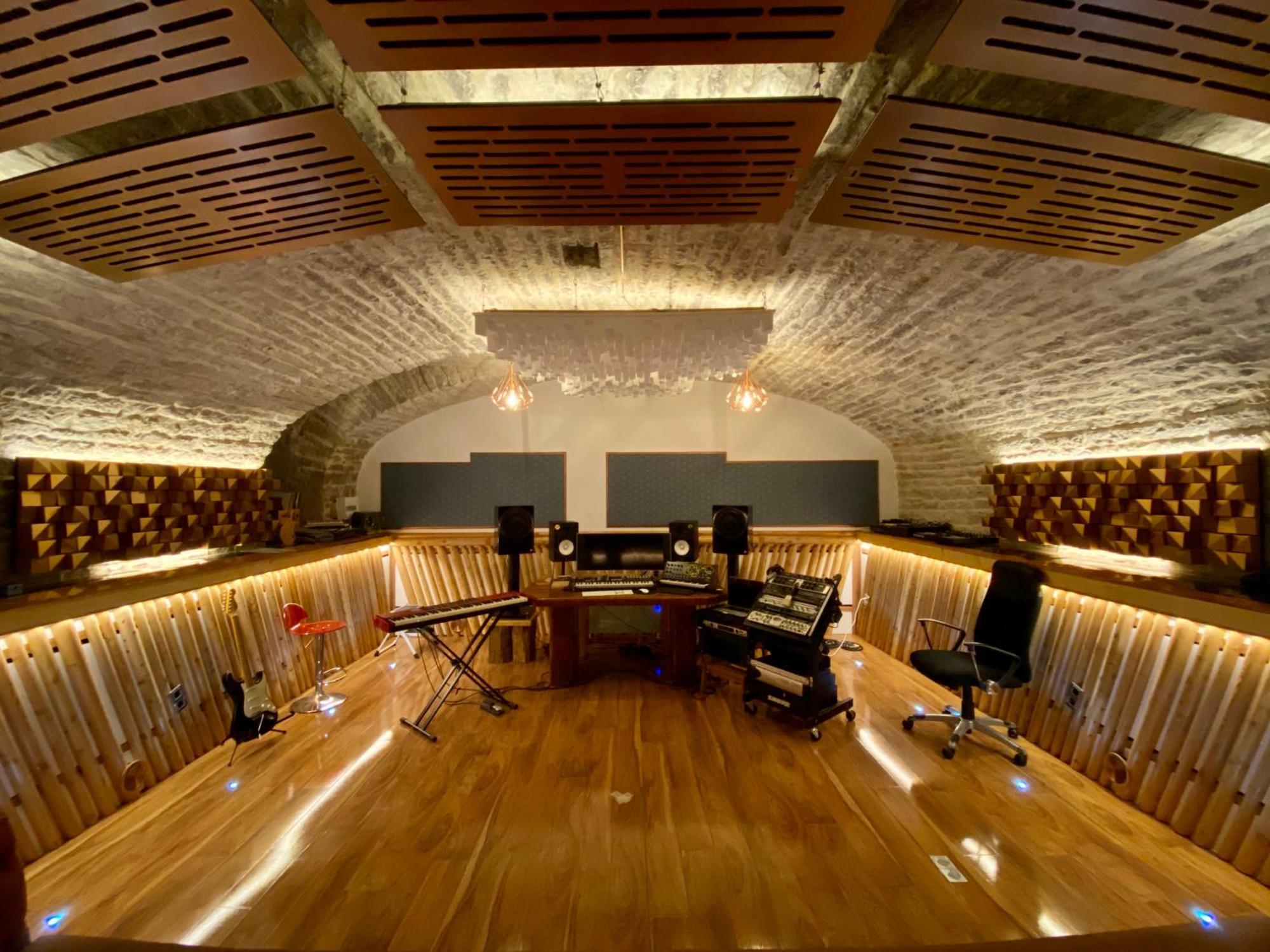 Domaine Les Hauts Pres * Villaines-les-Prevotes