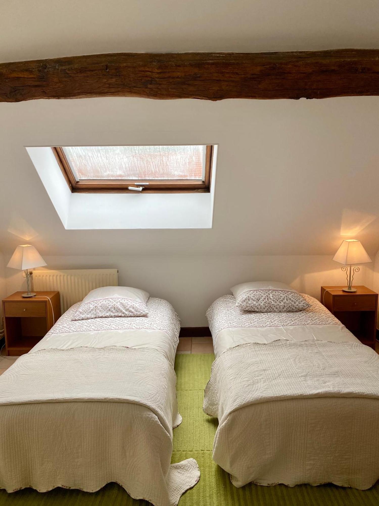 Domaine Les Hauts Pres Holiday home Villaines-les-Prevotes